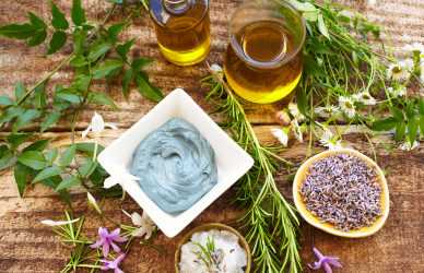 Verbetering van de verkoopstrategie van kleine producenten van geneesmiddelen en schoonheidsproducten op natuurlijke basis, LA-SV-9/E, El Salvador