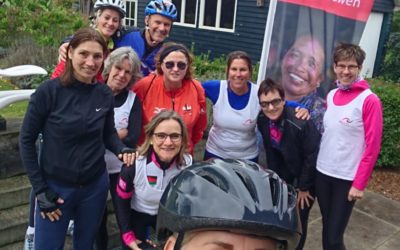 Volg de fietsgroep op hun reis door Rwanda